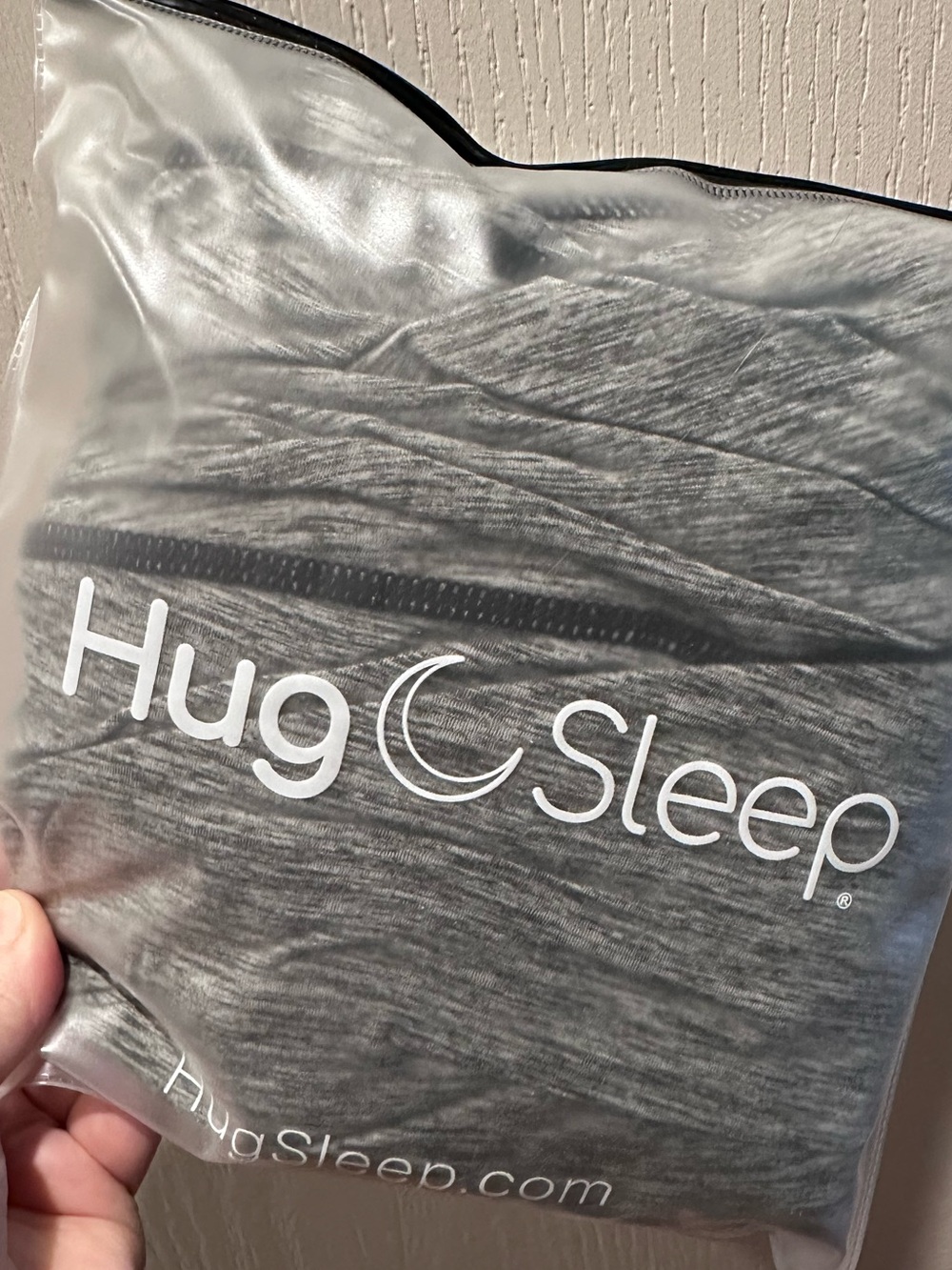 Hug Sleep Pod with hood - gray